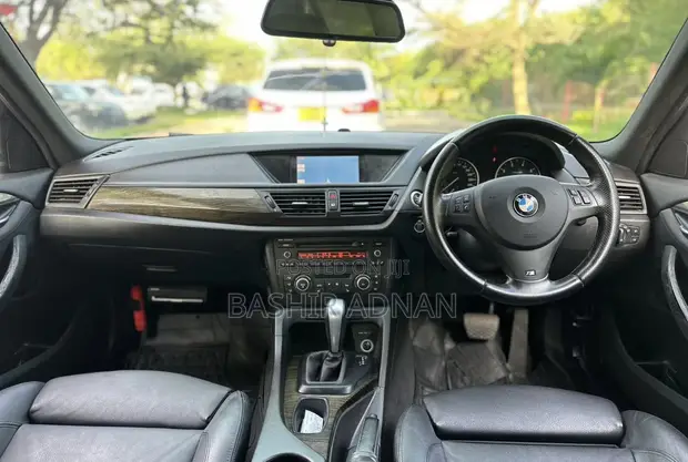 BMW X1 2009 Black - 1