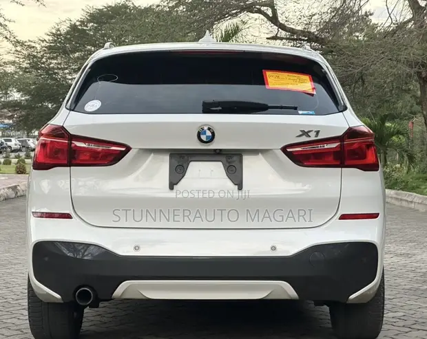 2016 BMW X1 xDrive28i AWD Pearl - 1