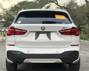 2016 BMW X1 xDrive28i AWD Pearl