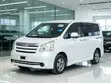 Toyota Noah 2009 White - 1