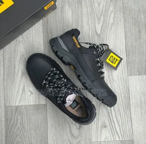 Men's Leather Sneakers - Caterpillar