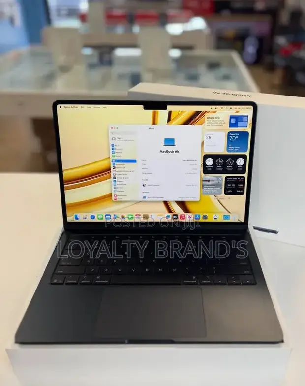 Apple MacBook Air 2025 M4 13-inch 512GB SSD 24GB RAM - 1