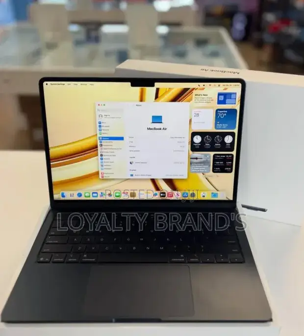 Apple MacBook Air 2025 M4 15-inch 512GB SSD 16GB RAM - 1