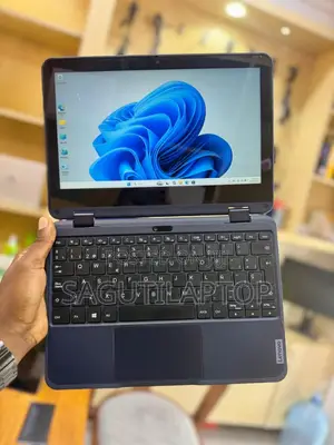 Laptop Lenovo 500e 4GB RAM 128GB SSD