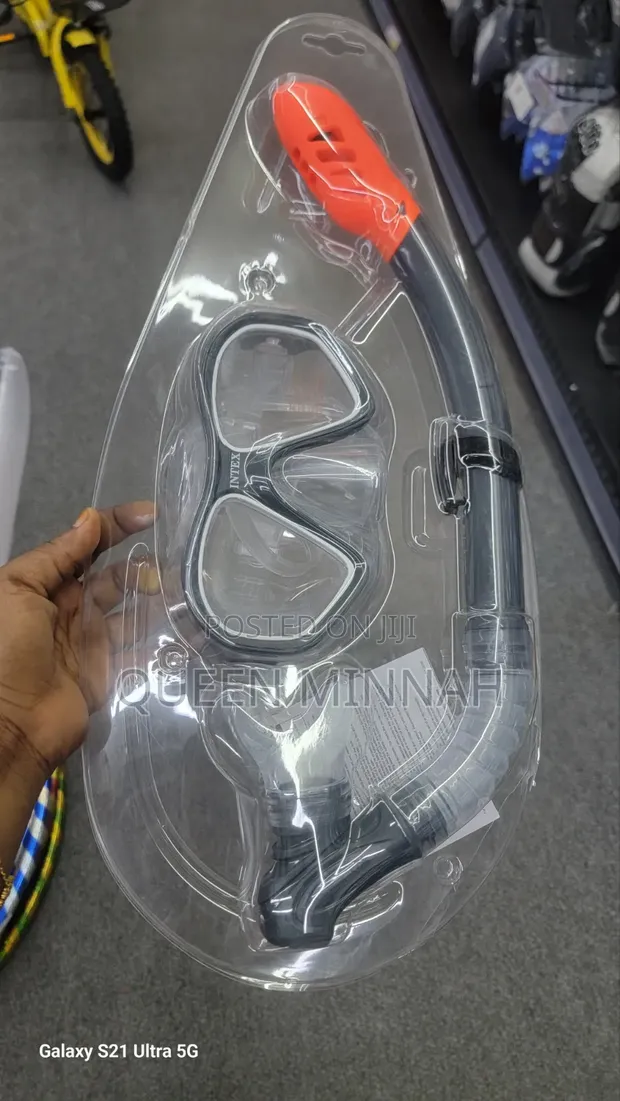 Intex Adult Snorkel and Mask Set - 1