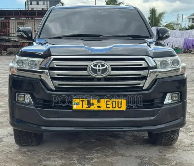 Toyota Land Cruiser VX V8 2011 - 1