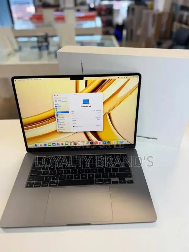 Apple MacBook Air 2024 M3 15-inch 256GB SSD 8GB RAM - 1