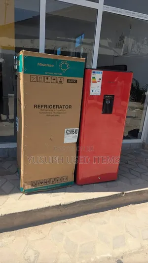 Hisense Refrigerator with Water Dispenser