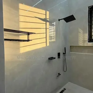 4 Bedroom House for Sale in Goba