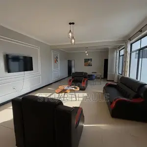 Furnished 4-Bedroom Apartment for Rent in Oyster Bay