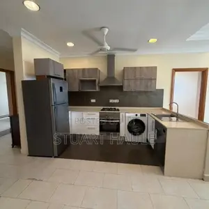 Furnished 4-Bedroom Apartment for Rent in Oyster Bay