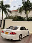 Toyota Crown 2010 White - 3