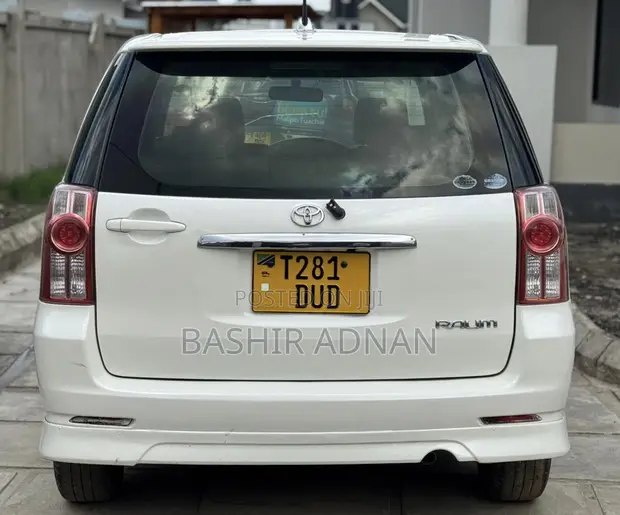 Toyota Raum 1.5 FWD 2007 White - 1