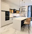 Furnished 6-Bedroom House for Rent in Oyster Bay - 4
