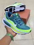 Nike Vomero 18 Running Shoes - 5