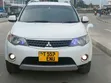 2008 Mitsubishi Outlander White - 2
