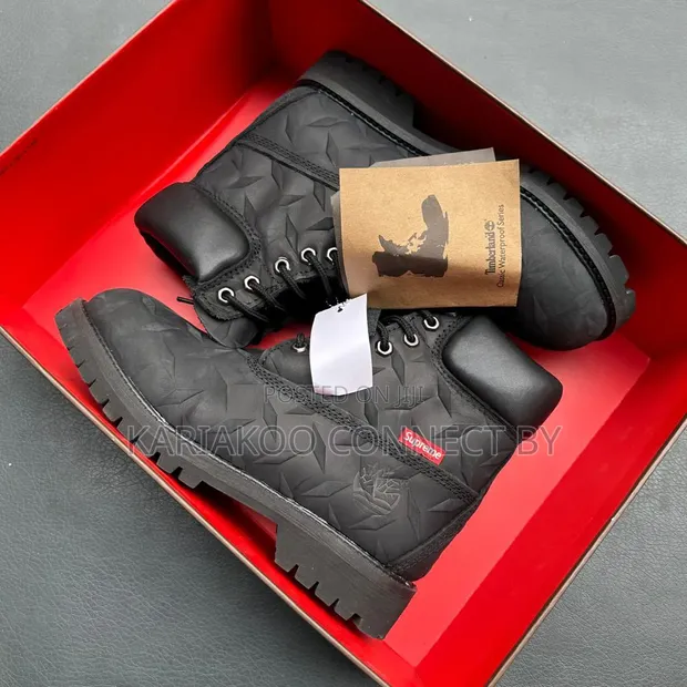 Supreme x Timberland Diamond Plate Waterproof Boots - 1