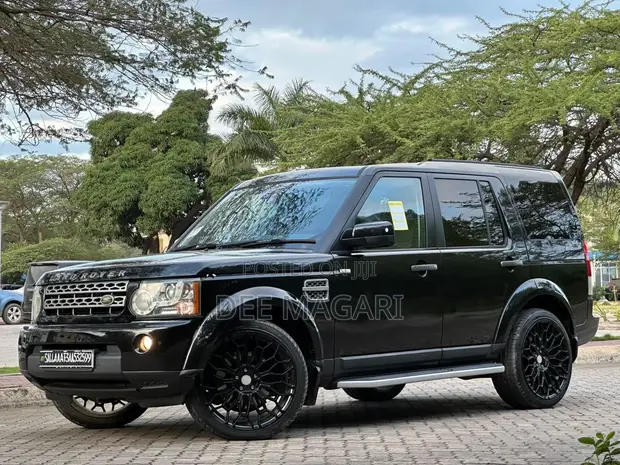 Land Rover Discovery 4 2010 Black - 1