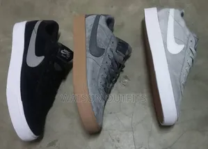 Viat Vya Nike vya Ngozi kwa Wanaume - Rangi 3
