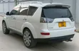 2010 Mitsubishi Outlander White - 3