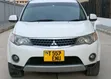 2010 Mitsubishi Outlander White - 4