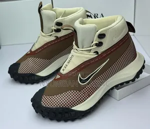 Nike Gore-Tex Sneakers