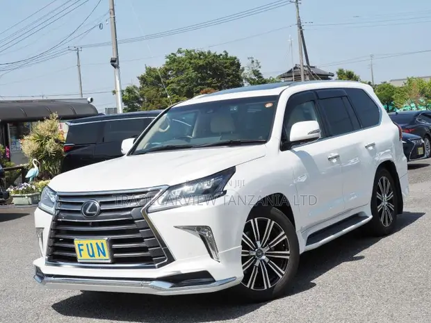 Lexus LX 570 AWD 2021 White - 1