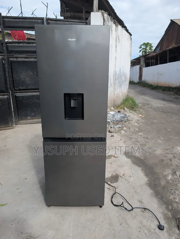 Hisense Refrigerator 264L - 1