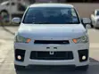 Mitsubishi Outlander 2011 White - 4