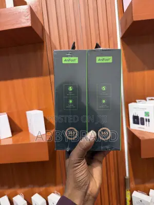 Oraimo 130W 27,600mAh Portable Power Bank