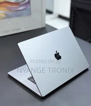 Apple MacBook Pro 2021 M1 Max 16" 64GB RAM 2TB SSD
