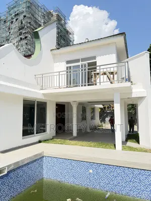 6-Bedroom House for Rent in Oysterbay Estate