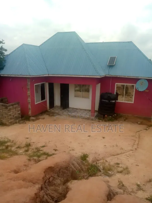 4 Bedroom House for Sale in Kimara - 1