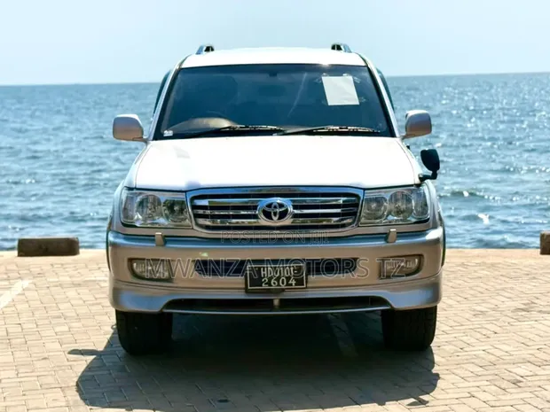 Toyota Land Cruiser Amazon 1998 Silver - 1