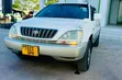 Toyota Harrier 2002 White - 4
