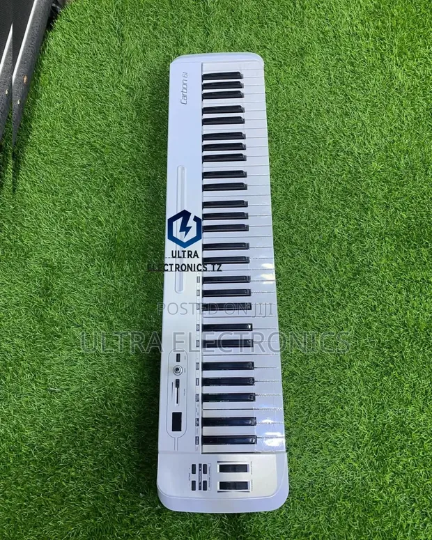Carbon61 MIDI Keyboard - 1