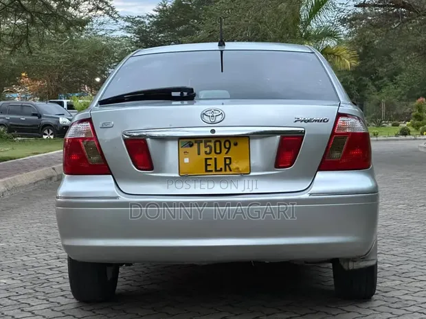 Toyota Premio 2004 Silver - 1