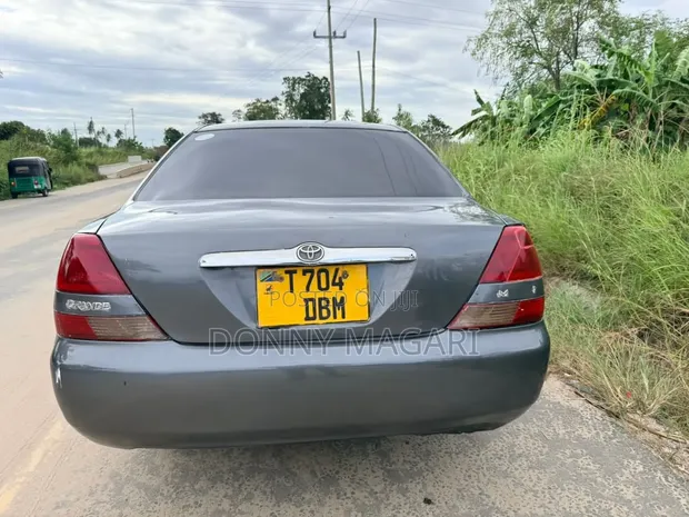 Toyota Mark II 2003 Gray - 1