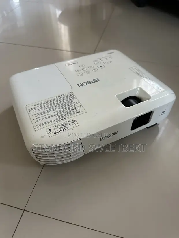 Epson EB-01 Projector - 1