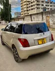 Toyota IST 2004 Gold - 3