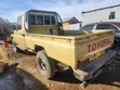 2005 Toyota Land Cruiser Pickup Beige - 4