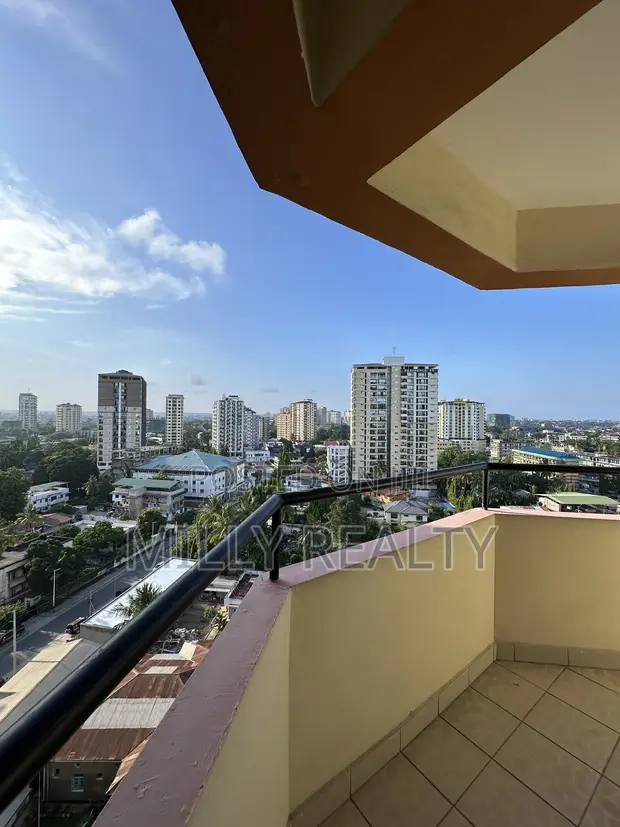 Ghorofa ya Duplex 4 Chumba cha Kulala Inauzwa, Upanga Mashariki - 1