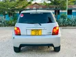 Toyota IST 2003 Beige - 2