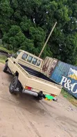Toyota Land Cruiser Pickup 2003 Beige - 3