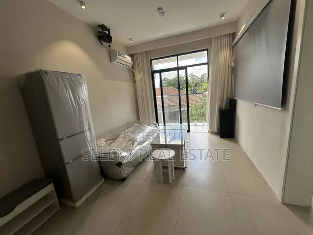 Furnished 2-Bedroom Smart Apartment in Oyster Bay - 1
