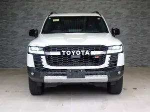 2023 Toyota Land Cruiser LC300 GR Sport Diesel