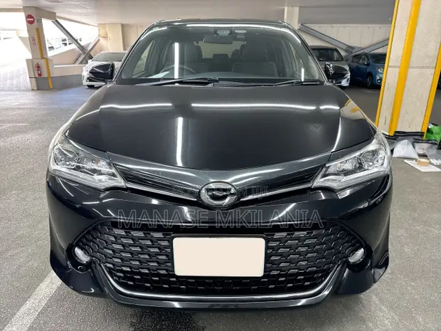 Toyota Corolla Fielder 1.5 Petrol AWD 2015 Nyeusi - 1