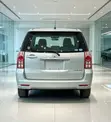 Toyota Raum 2010 Silver - 4