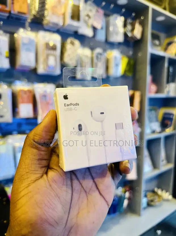 Apple EarPods for iPhone (Type-C) - 1
