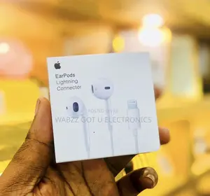 Apple EarPods with Lightning Connector